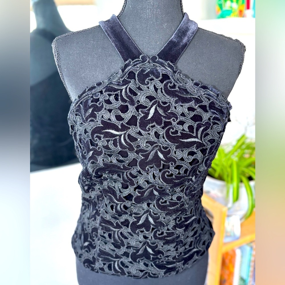 Velour High Neck Black Top floral Crochet Wedding Feminine Flora Nikrooz SZS